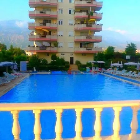 Toros 5 European Residential 2+1 마흐무틀라르