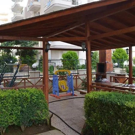 Toros 5 European Residential 2+1 * 마흐무틀라르