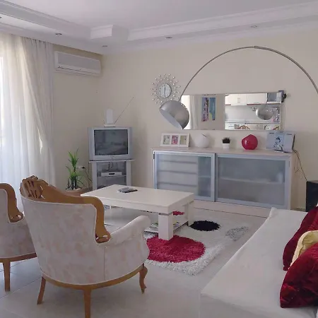 Toros 5 European Residential 2+1 * 마흐무틀라르