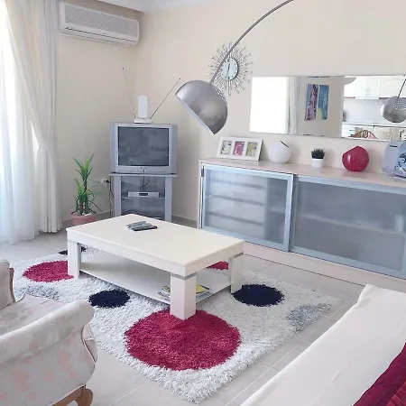 아파트 Toros 5 European Residential 2+1 마흐무틀라르